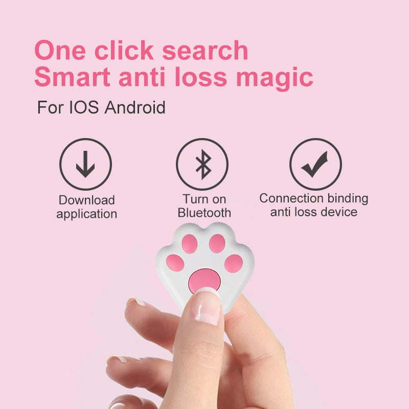 Dog GPS necklace | Smiling