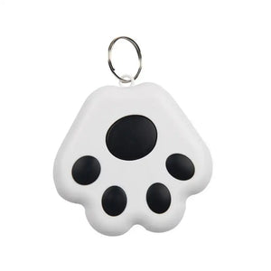 Dog GPS necklace | Smiling